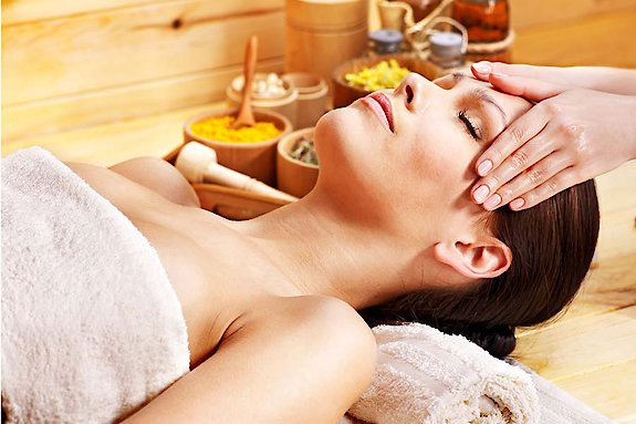 Wohltuende Gesichtsbahandlungen im Hotel im Bayerischen Wald